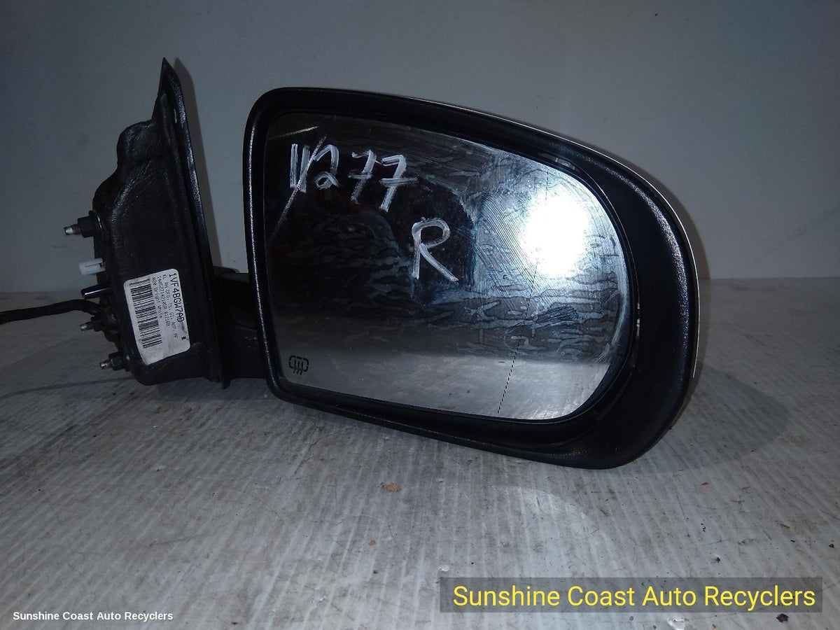 2014-2018 Jeep Cherokee Right Door Mirror