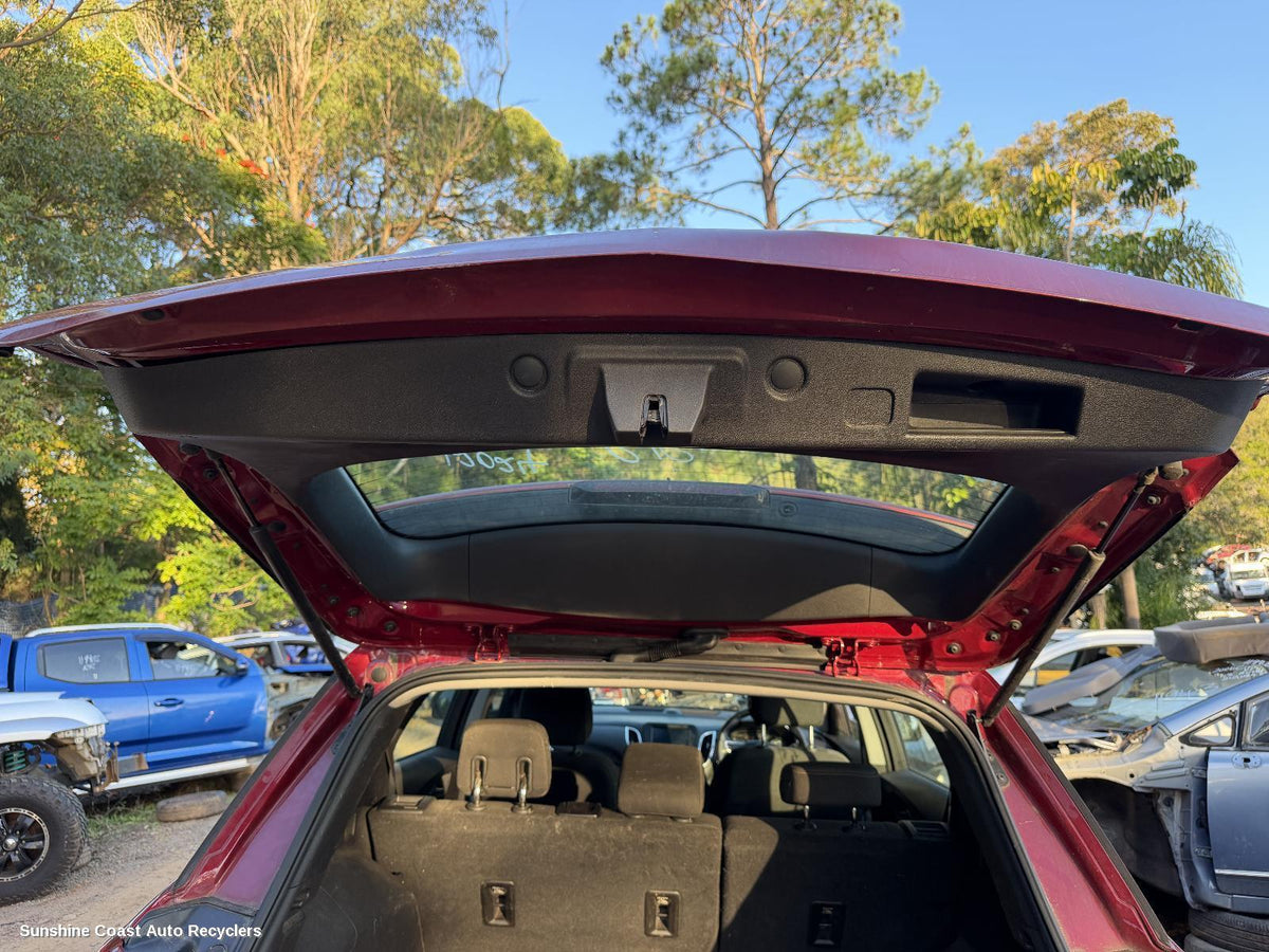 2017-2020 Holden Equinox Hatch Strut