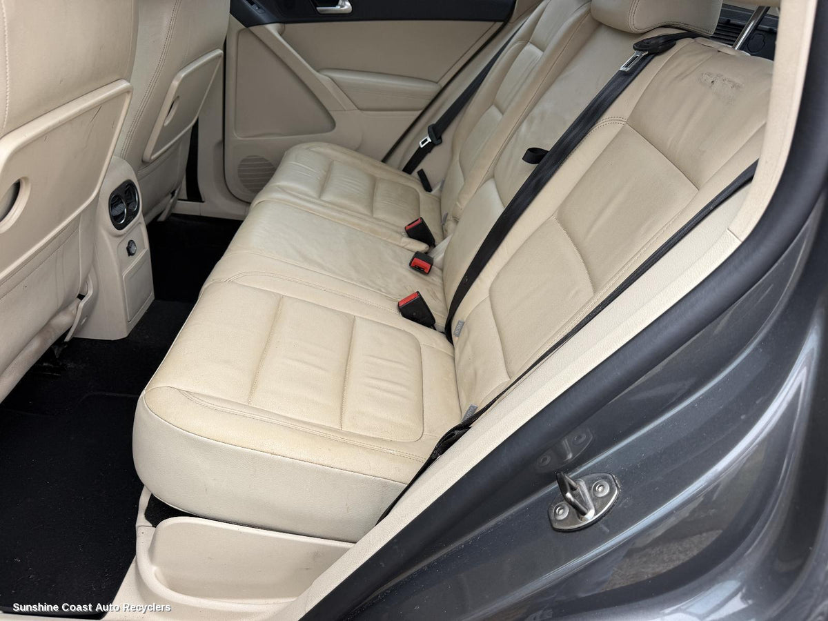 2008-2016 Volkswagen Tiguan 2nd Seat  Rear Seat