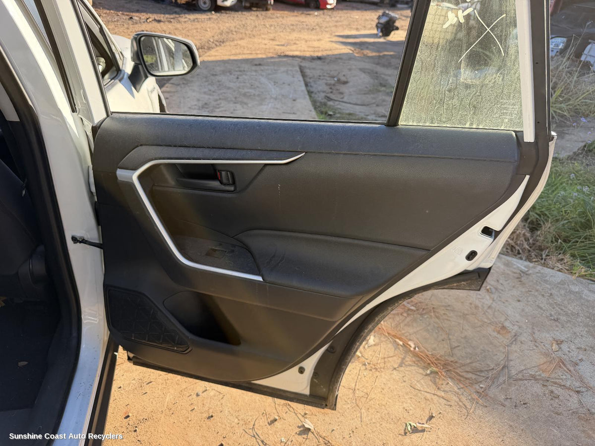 2018-2025 Toyota Rav4 Door Handle