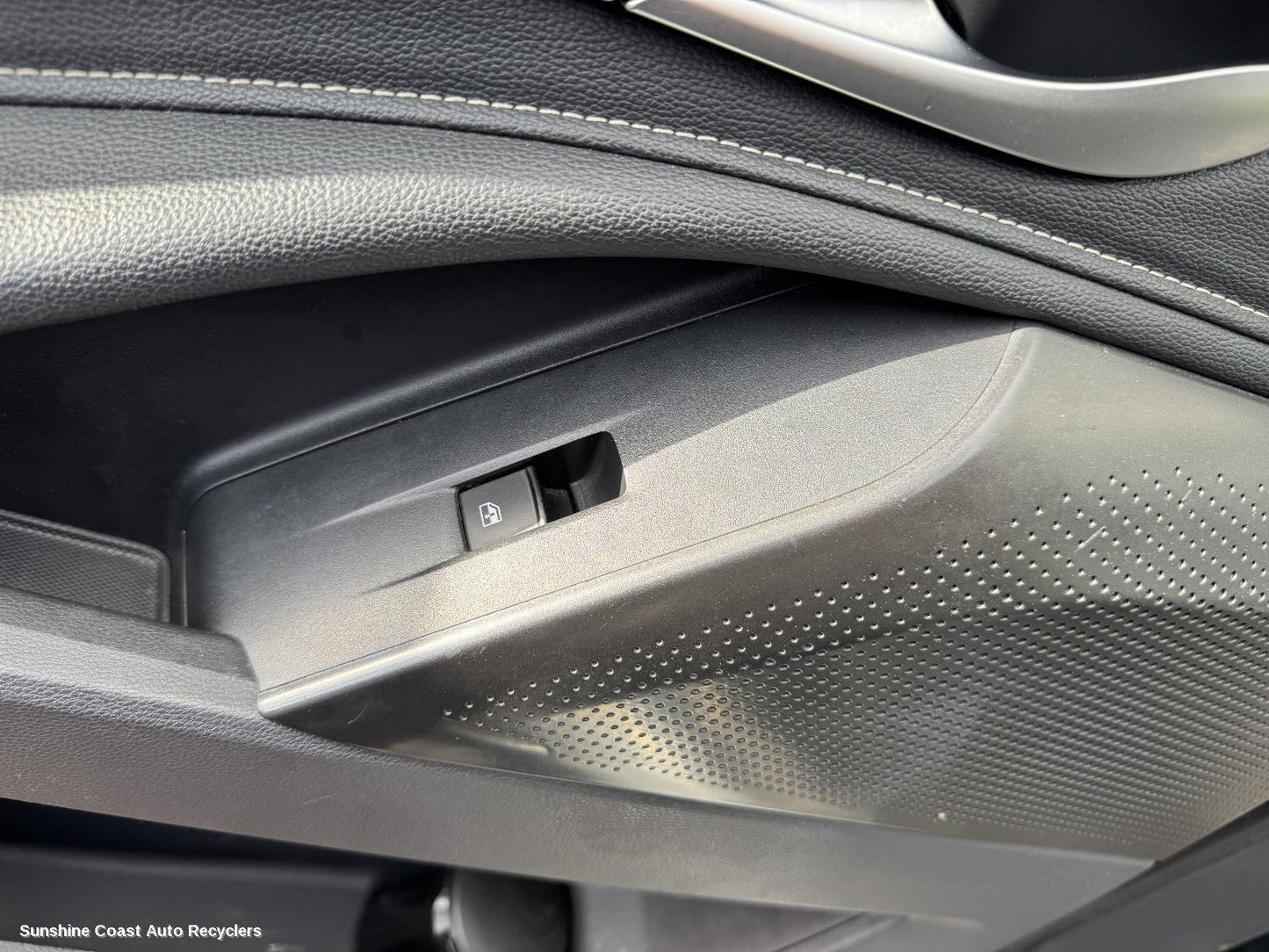2022 Ldv D90 Pwr Dr Wind Switch