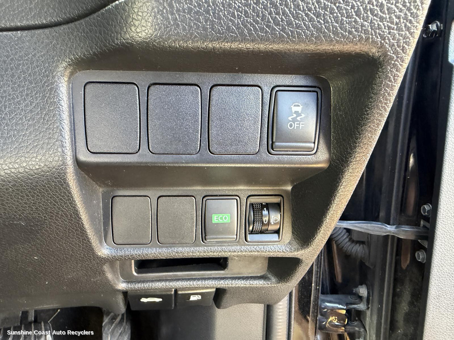 2014 Nissan Xtrail Misc Switch Relay