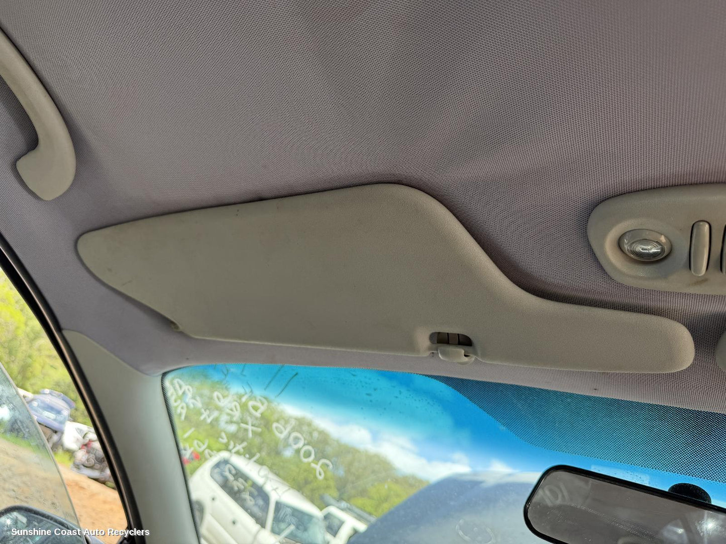 2006 Ford Falcon Sunvisor