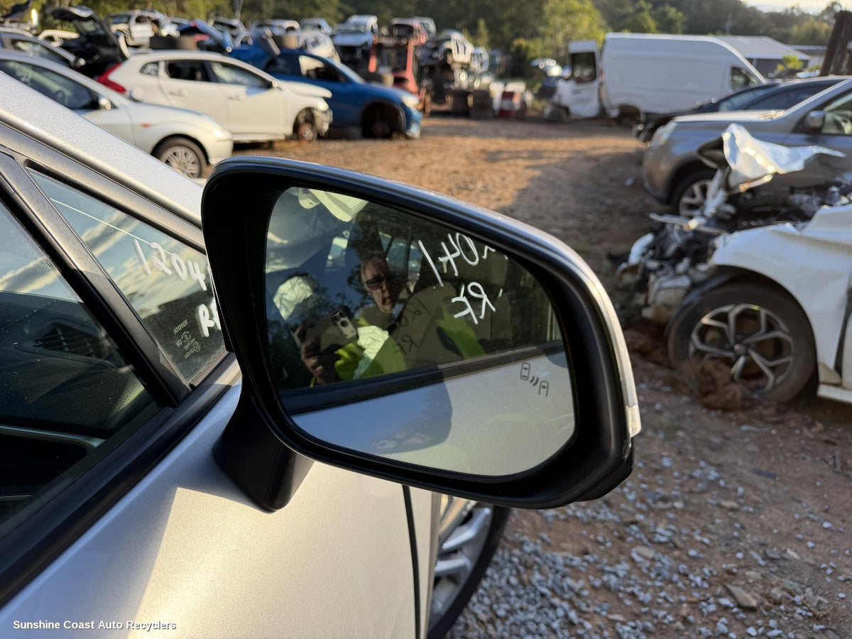 2022-2026 Toyota Corolla Cross Right Door Mirror