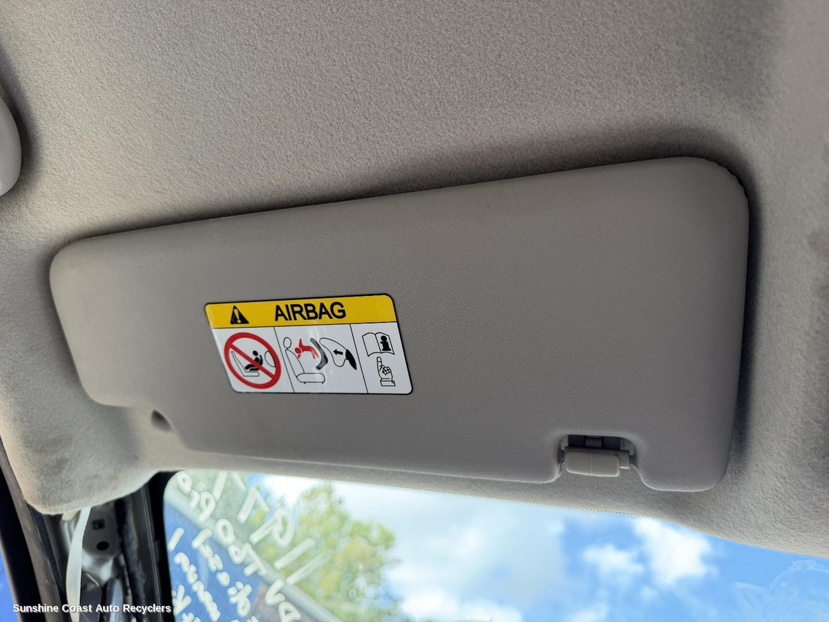 2017-2026 Ldv T60 Sunvisor