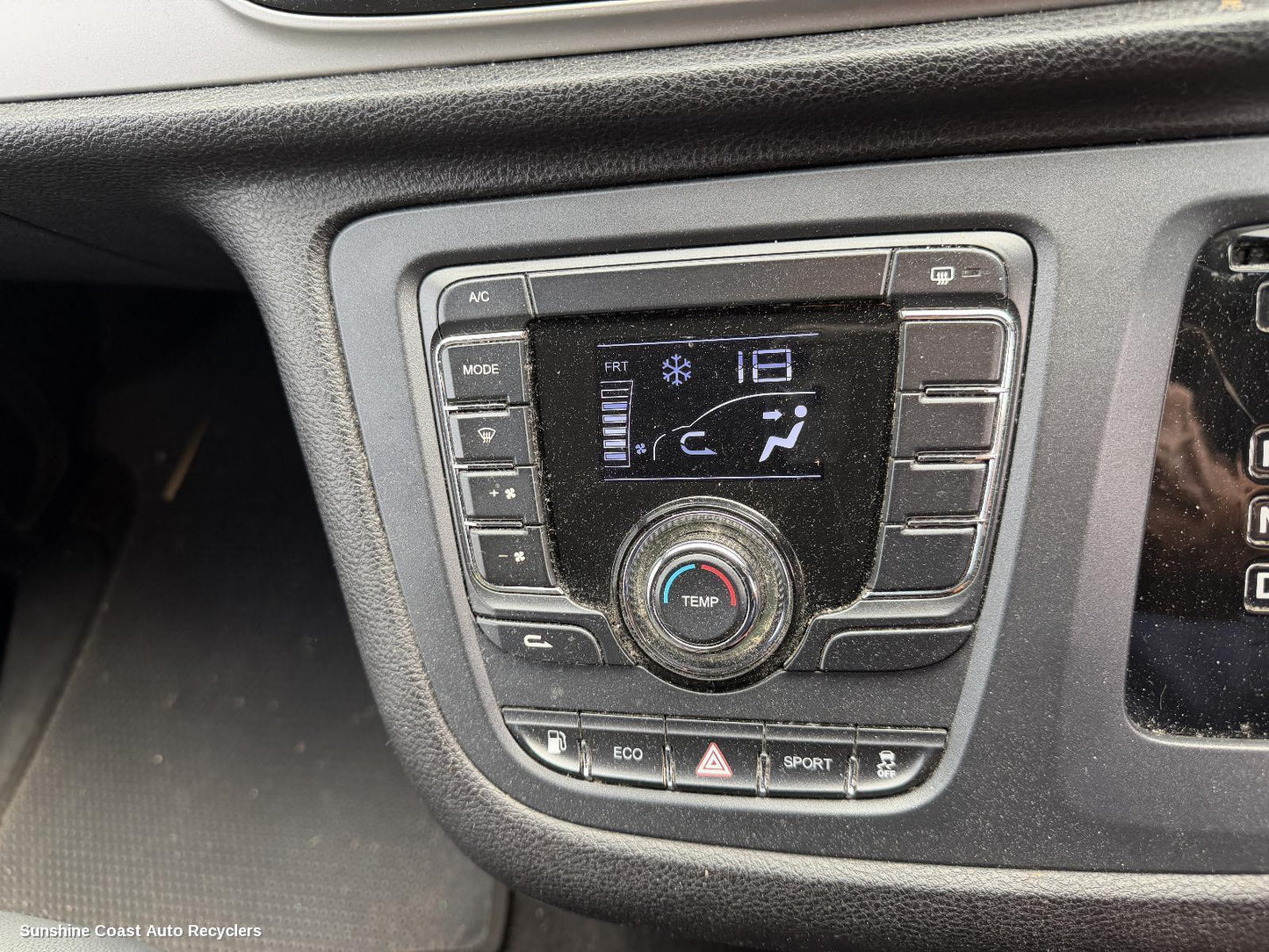 2015-2022 Ldv G10 Heater Ac Controls