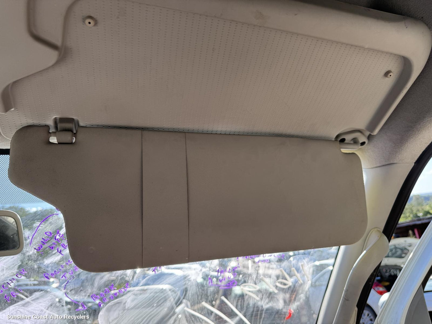 2020 Ldv V80 Sunvisor