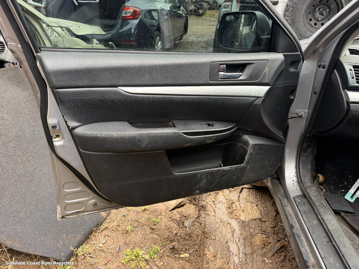 2009-2014 Subaru Outback Door Trim