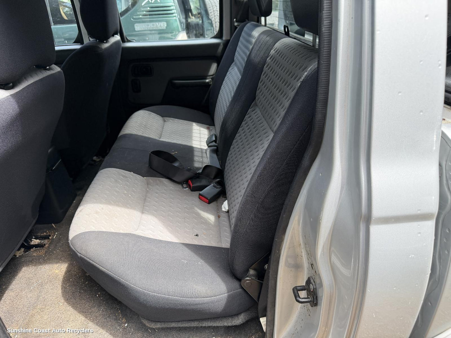 1997-2015 Nissan Navara 2nd Seat  Rear Seat
