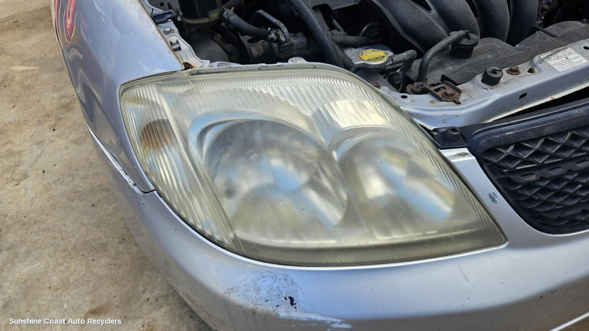 2001-2004 Toyota Corolla Right Headlamp