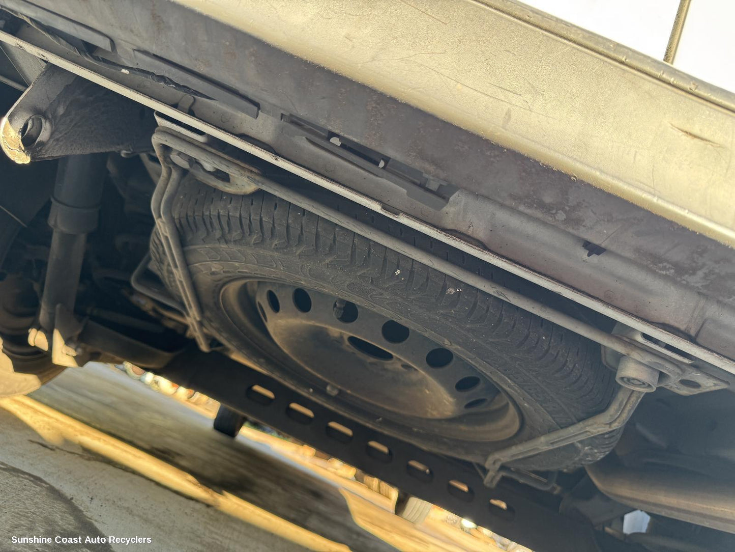2013 Renault Trafic Spare Wheel Carrier