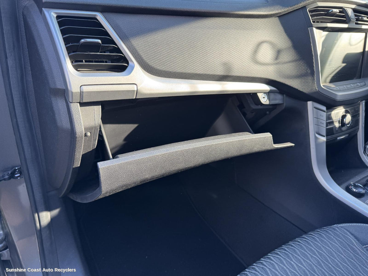 2017-2026 Ldv T60 Glove Box