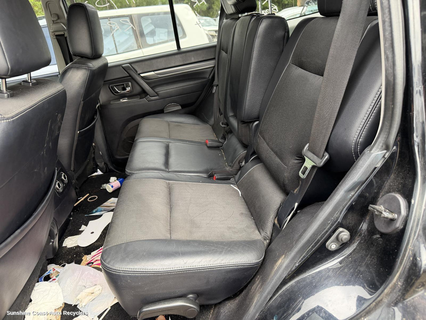 2006-2014 Mitsubishi Pajero 2nd Seat  Rear Seat