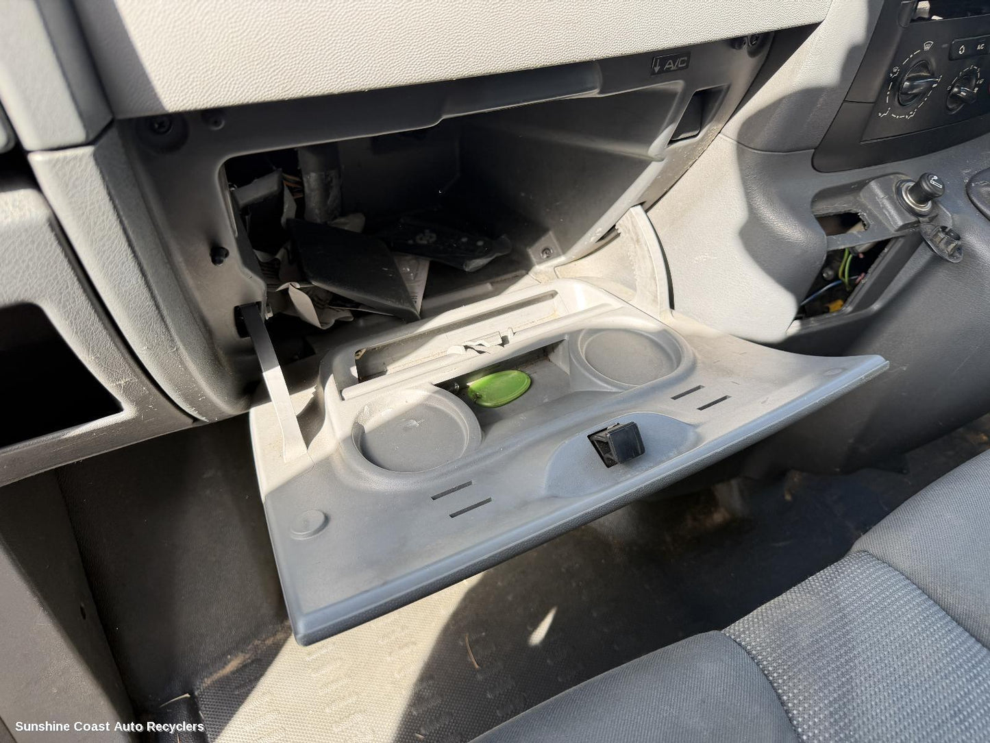 2008-2015 Peugeot Expert Glove Box