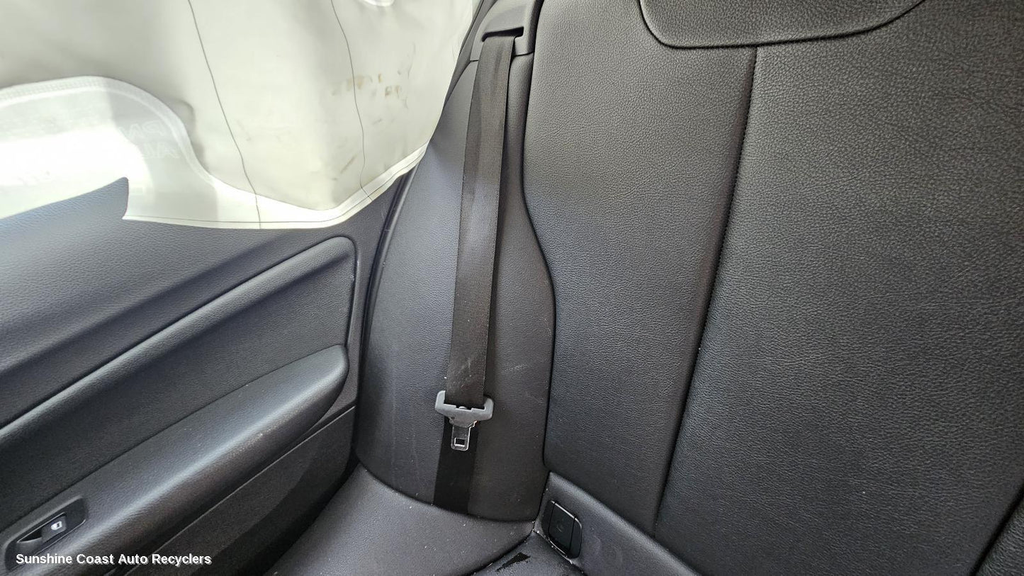 2011-2019 Bmw 1 Series Seatbelt Stalk