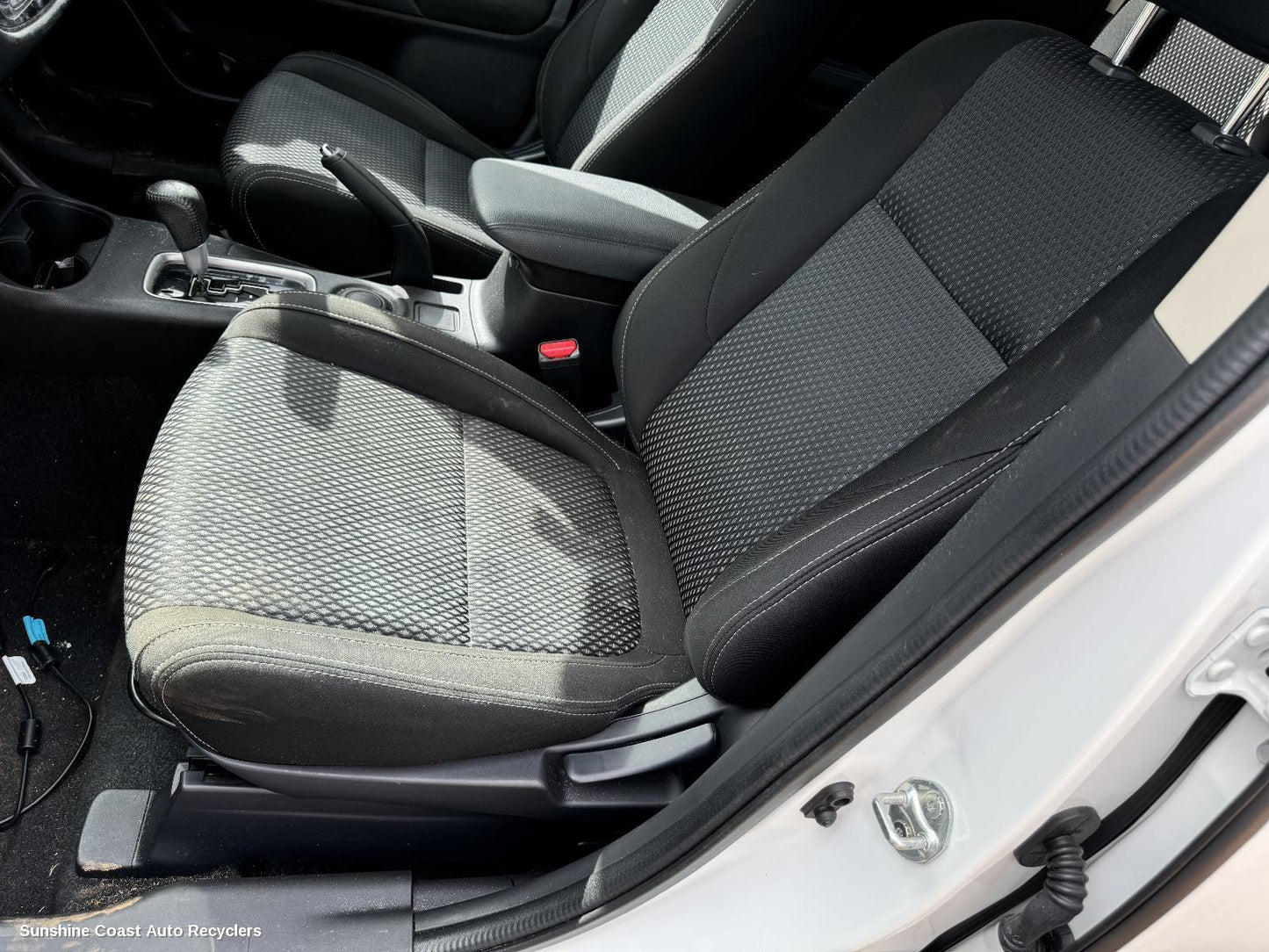 2016 Mitsubishi Outlander Front Seat