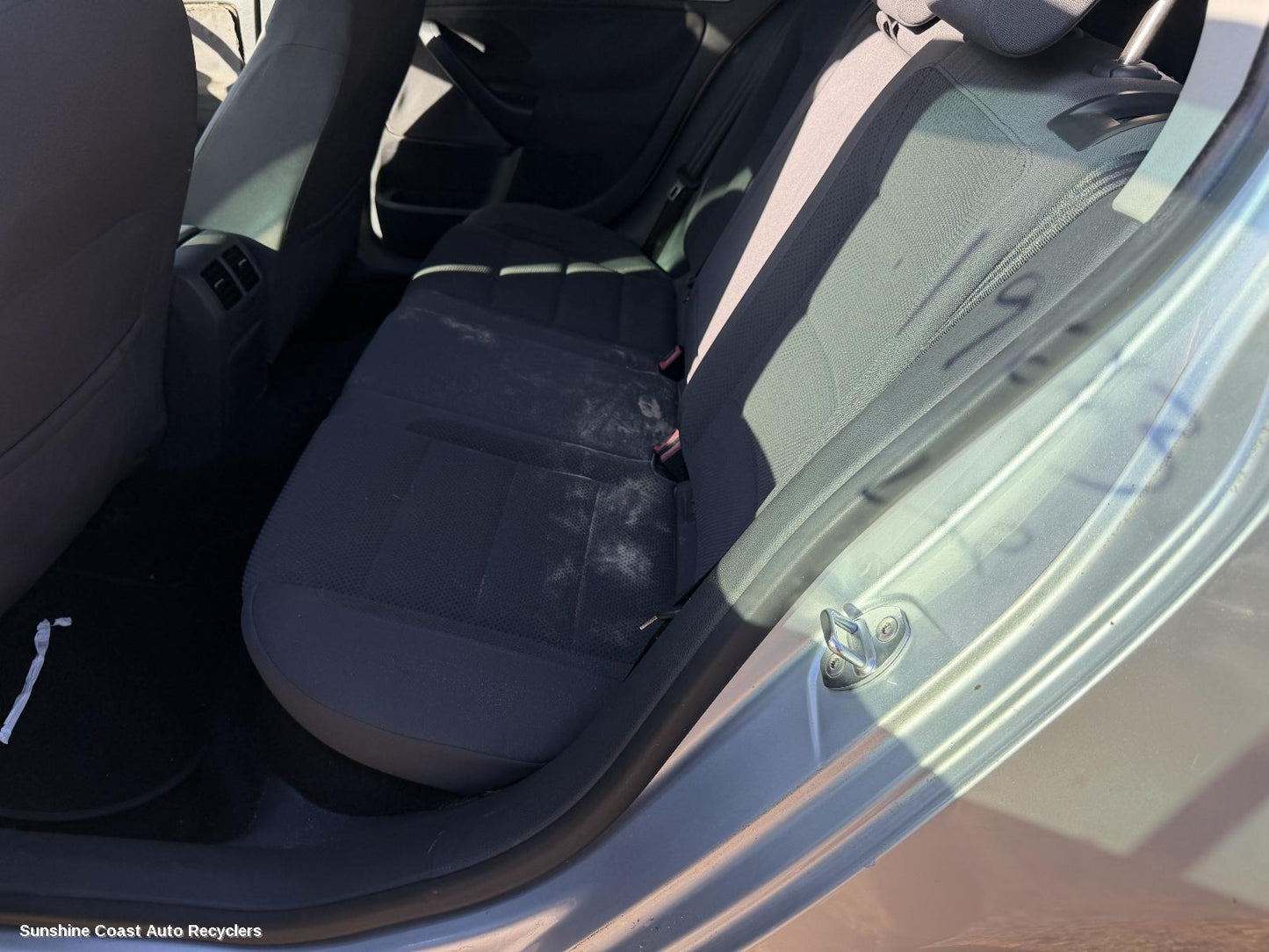 2004-2009 Volkswagen Golf 2nd Seat  Rear Seat