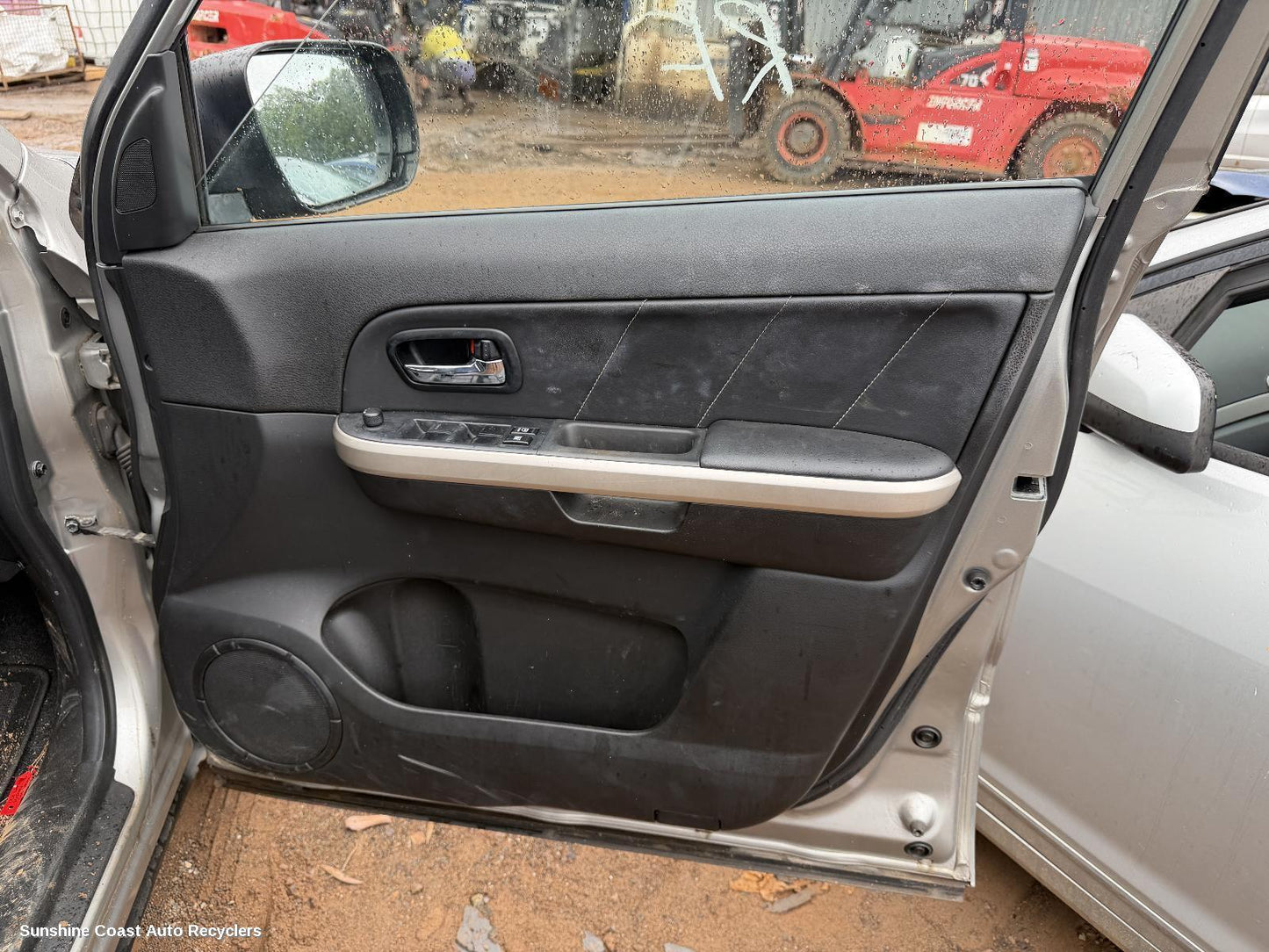 2015 Suzuki Vitara Right Front Window Reg Motor