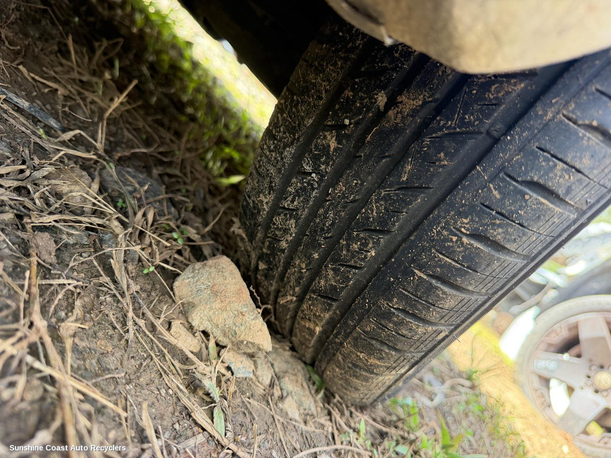 2005-2016 Toyota Yaris Tyre
