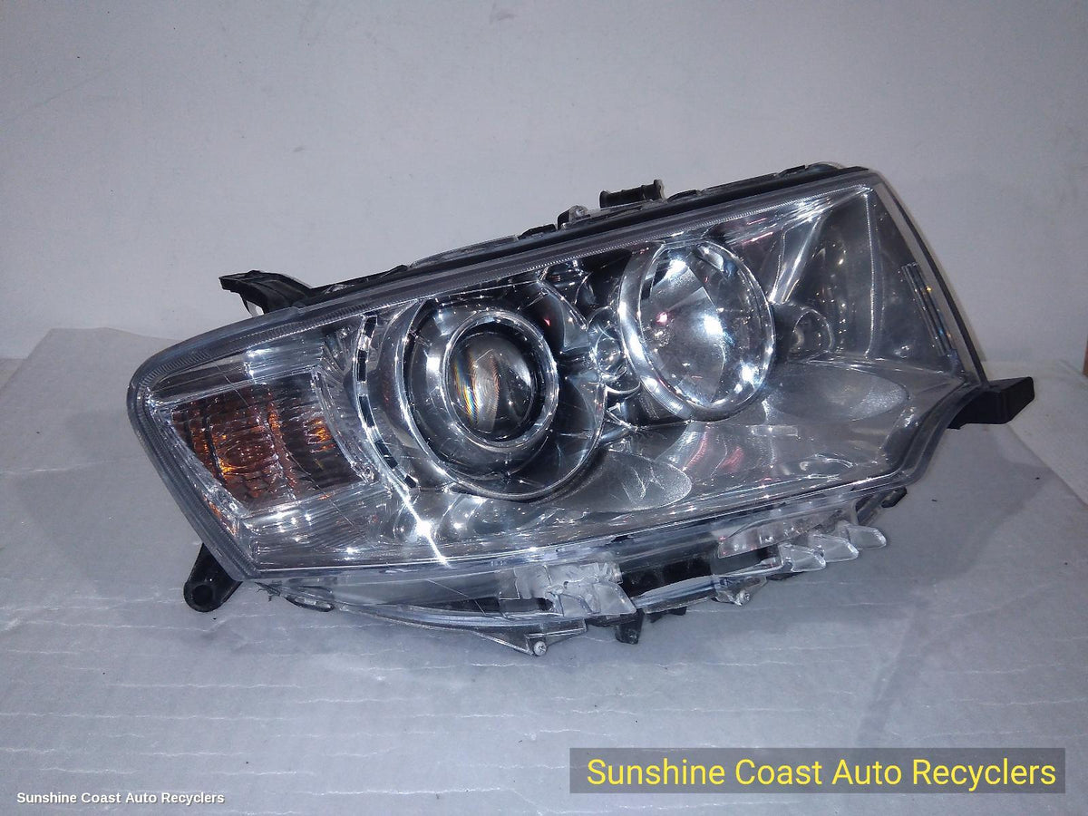2009-2015 Mitsubishi Challenger Right Headlamp