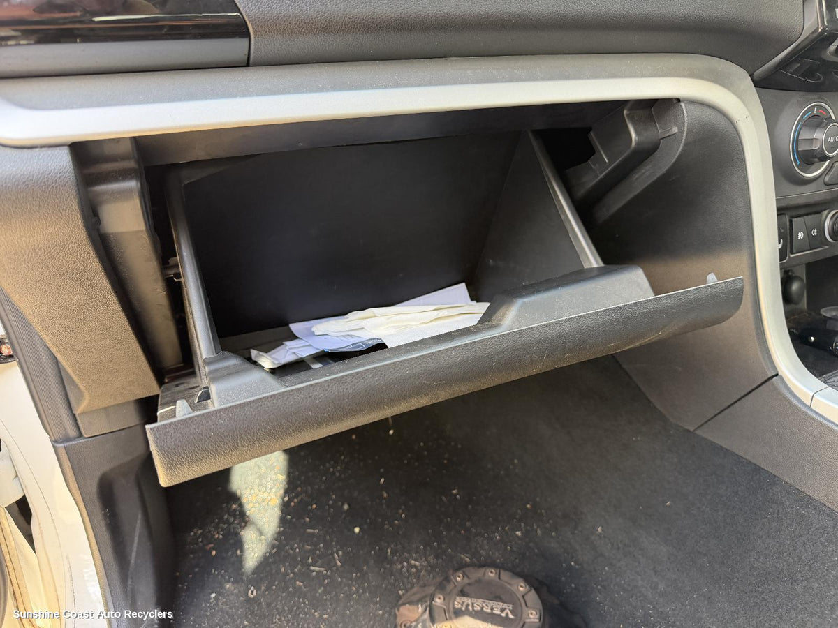 2016-2021 Great Wall Steed Glove Box