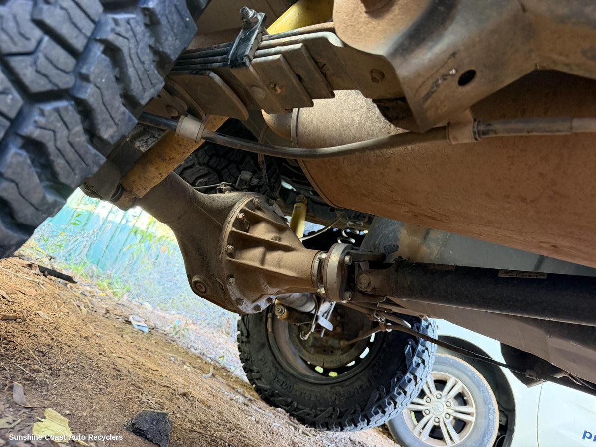 2009-2015 Mitsubishi Triton Rear Drive Shaft
