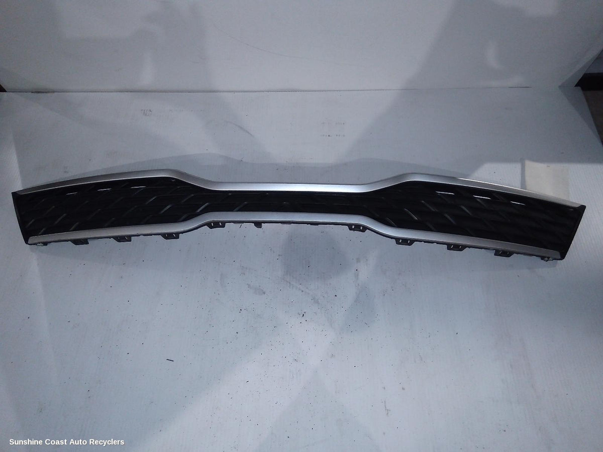 2016-2018 Kia Rio Grille