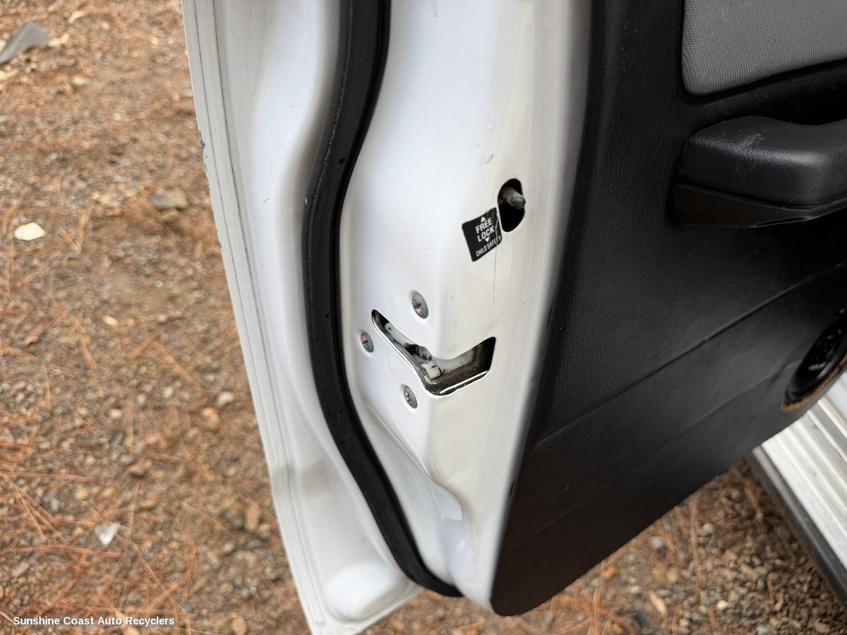 1997-2015 Nissan Navara Door Boot Gate Lock