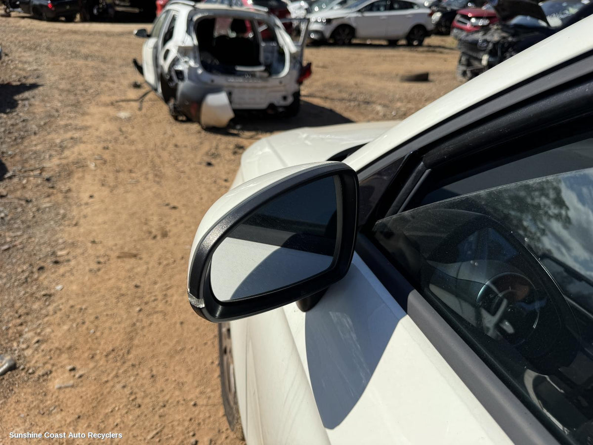 2010-2018 Audi A1 Left Door Mirror