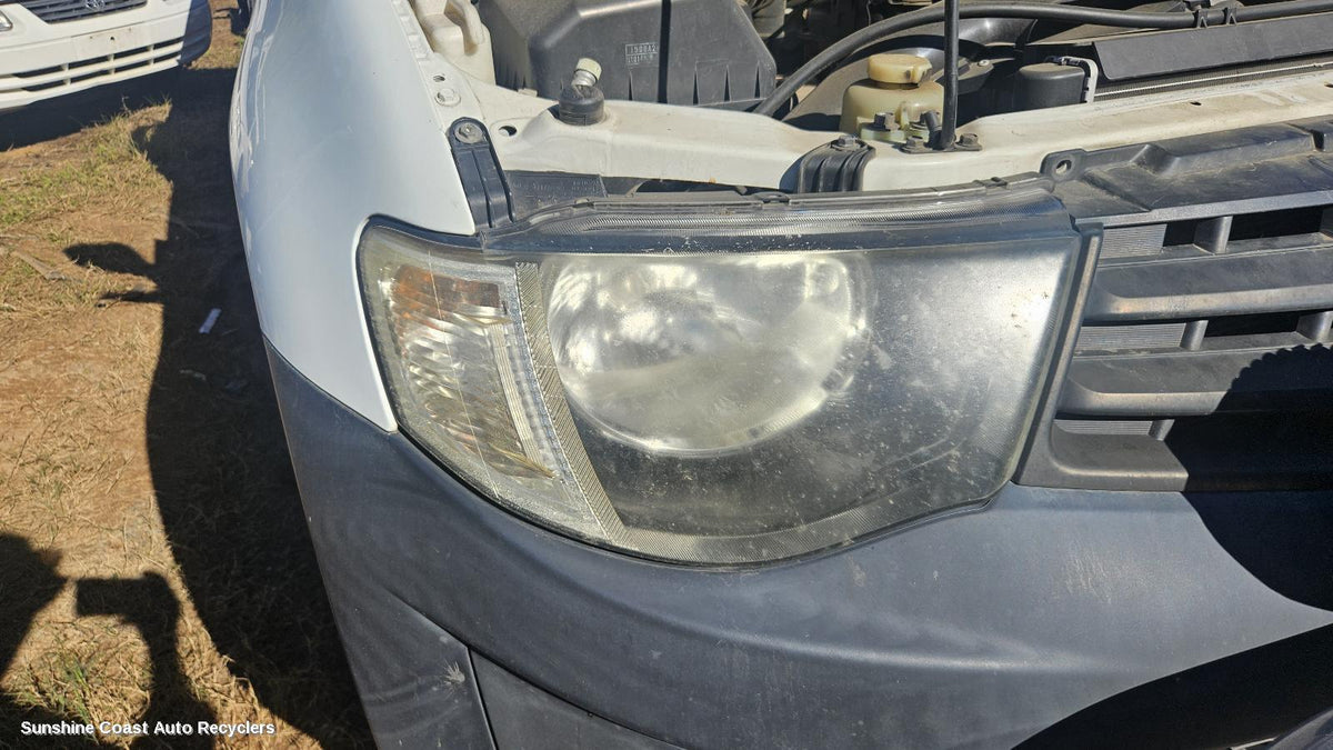 2008-2015 Mitsubishi Triton Right Headlamp