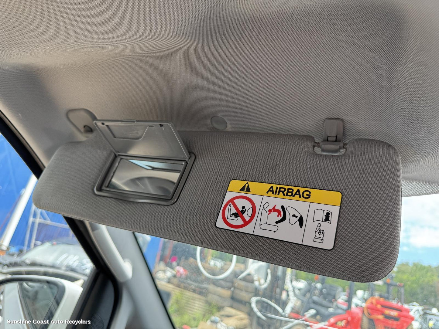 2019 Ldv G10 Sunvisor