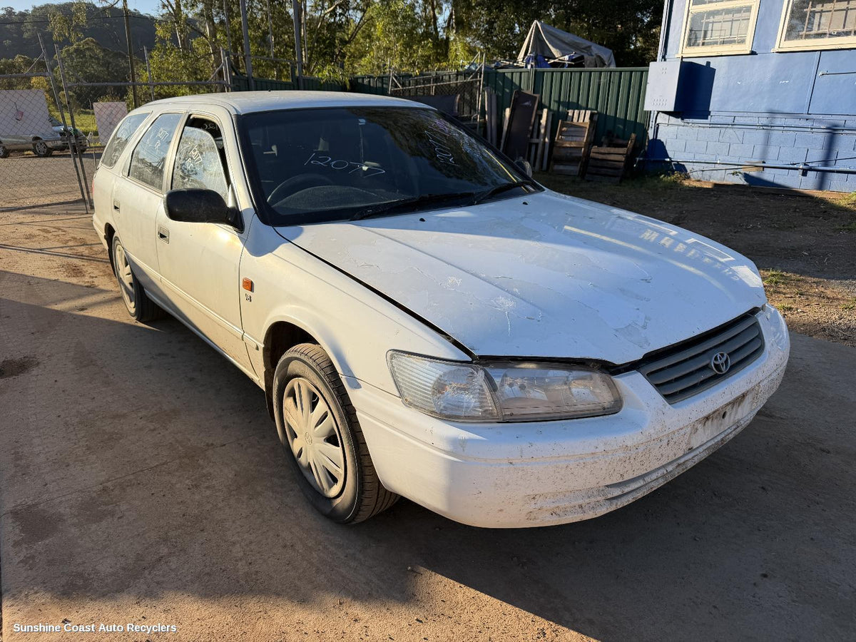1997-2002 Toyota Camry Bonnet