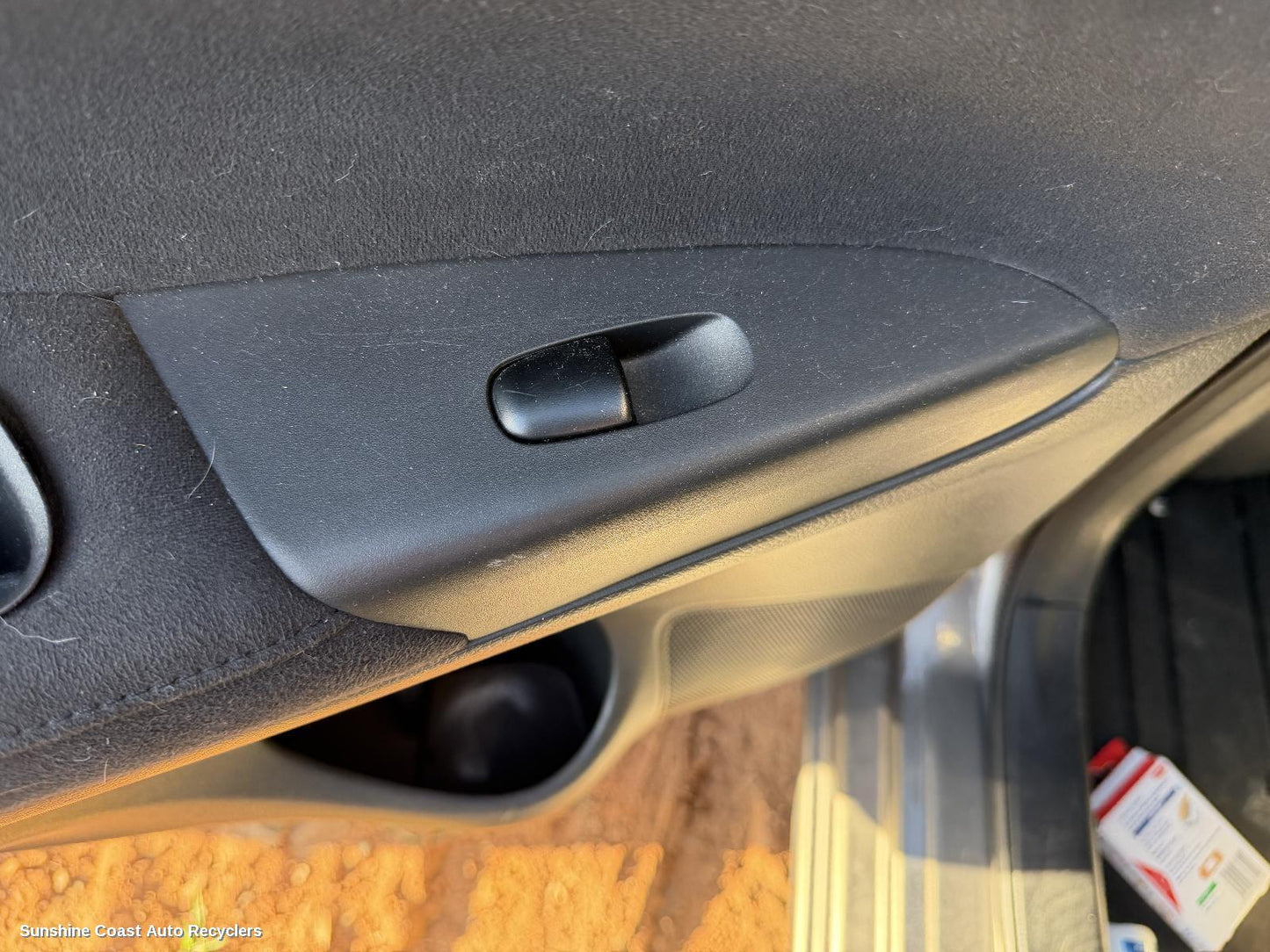 2012-2017 Nissan Pulsar Pwr Dr Wind Switch