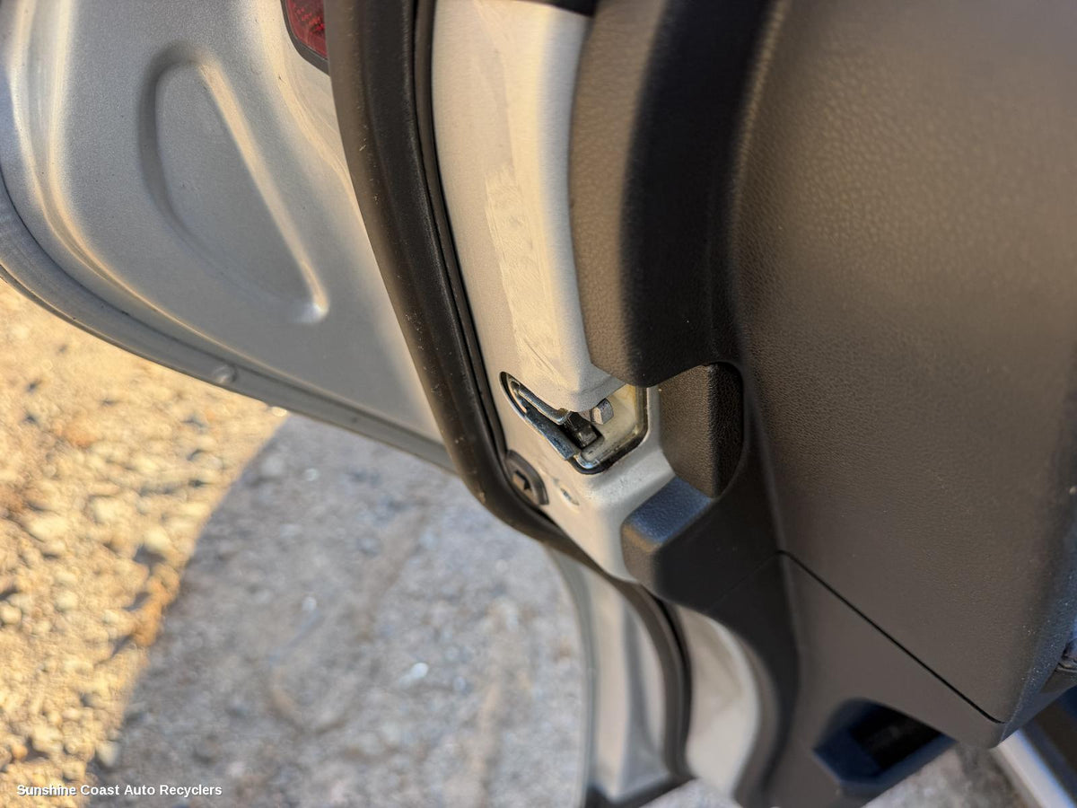 2006-2013 Mercedes R Class Door Boot Gate Lock