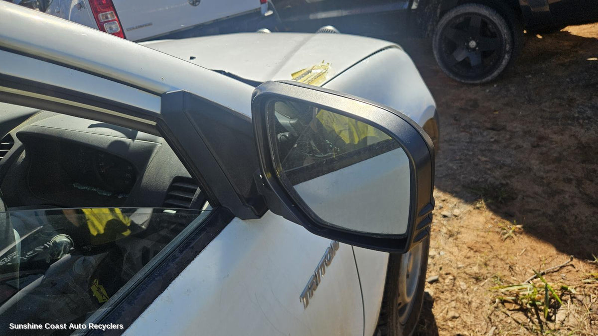 2006-2015 Mitsubishi Triton Right Door Mirror