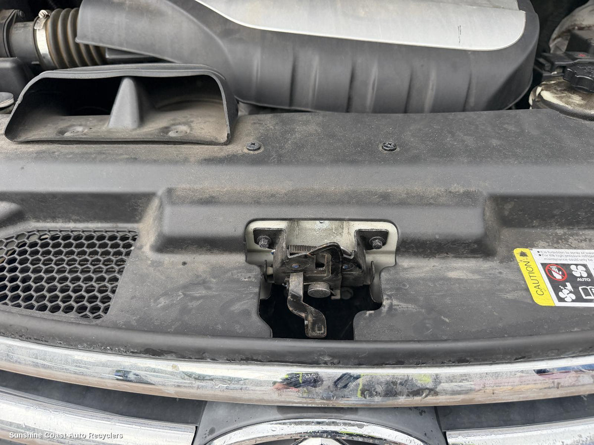 2015-2025 Ldv G10 Bonnet Lock Support