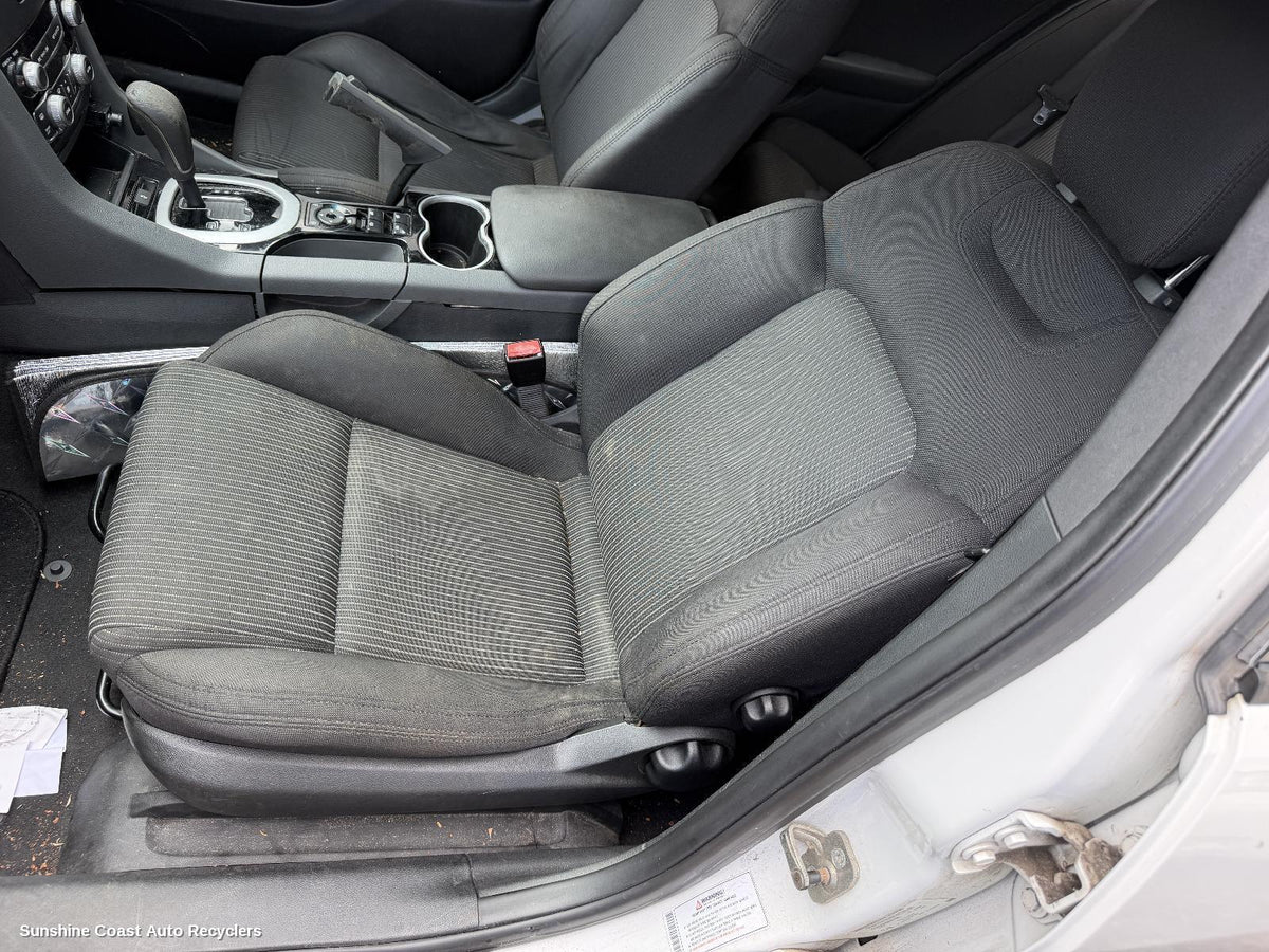 2010-2013 Holden Commodore Front Seat