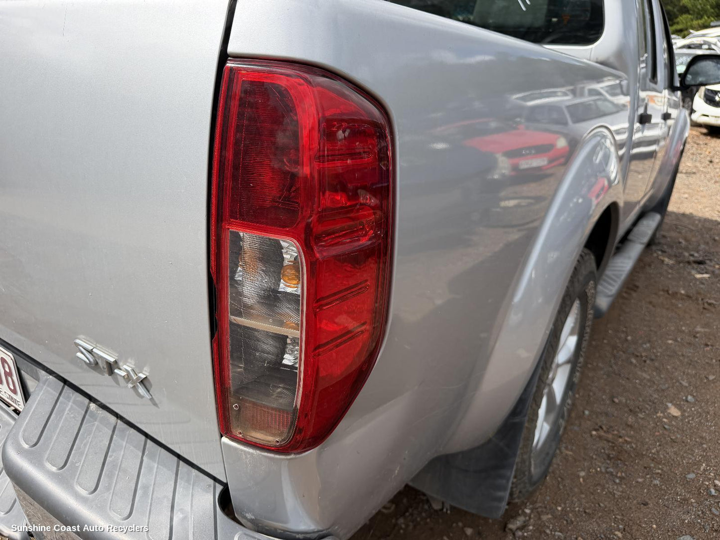 2005-2015 Nissan Navara Right Taillight