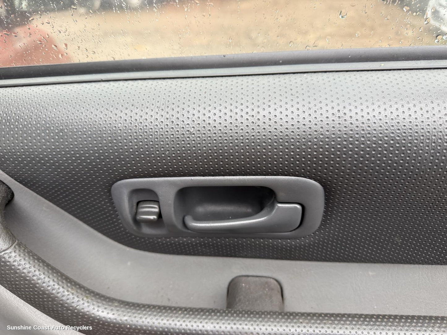1995-2001 Honda Crv Door Handle