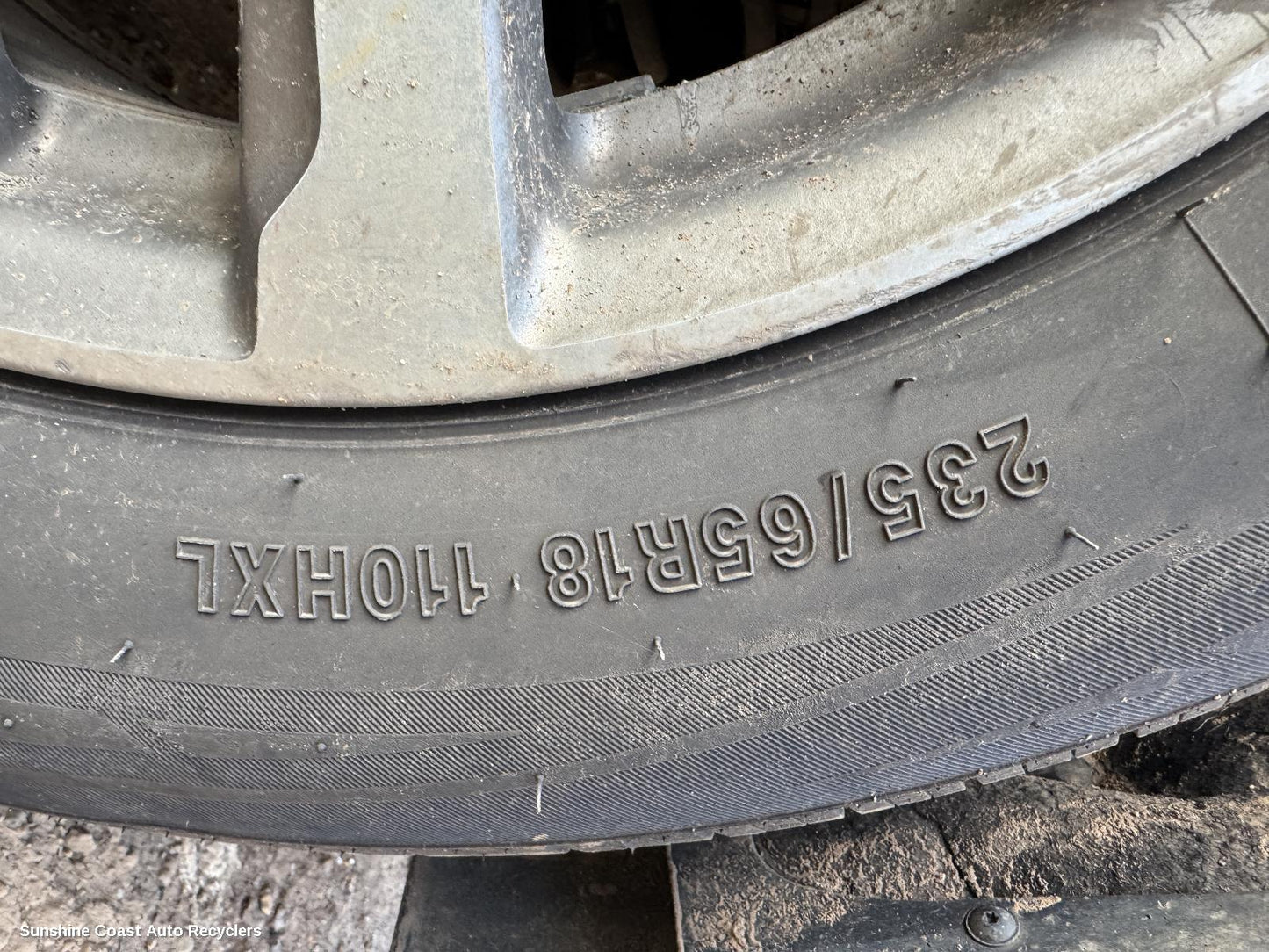 2016 Nissan Pathfinder Tyre