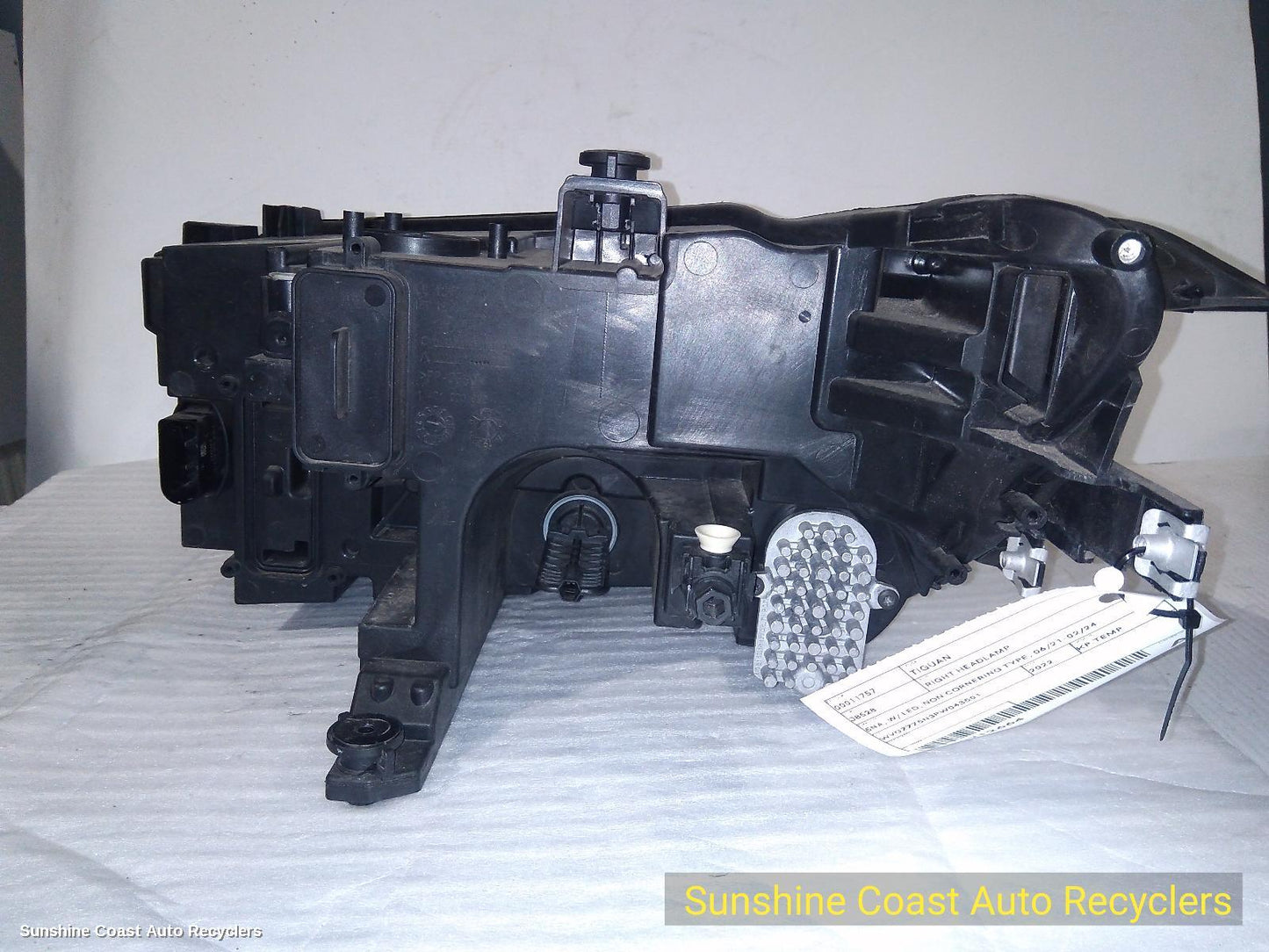 2022 Volkswagen Tiguan Right Headlamp