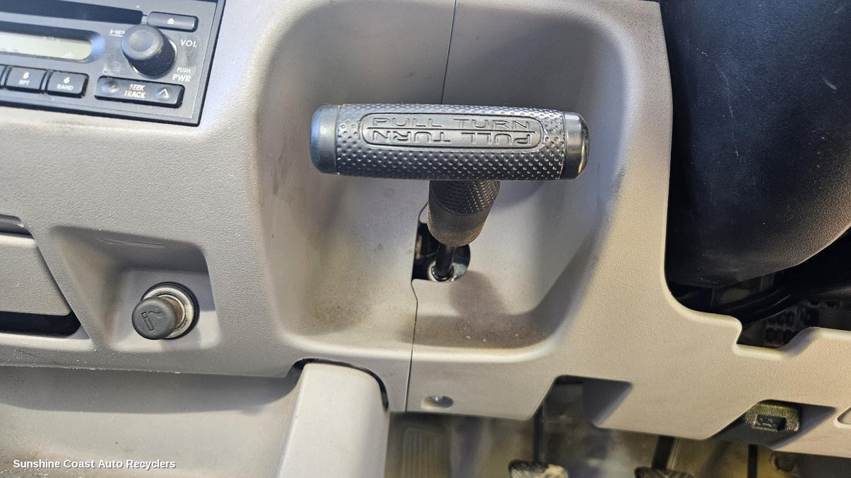 2009-2015 Mitsubishi Triton Handbrake Lever