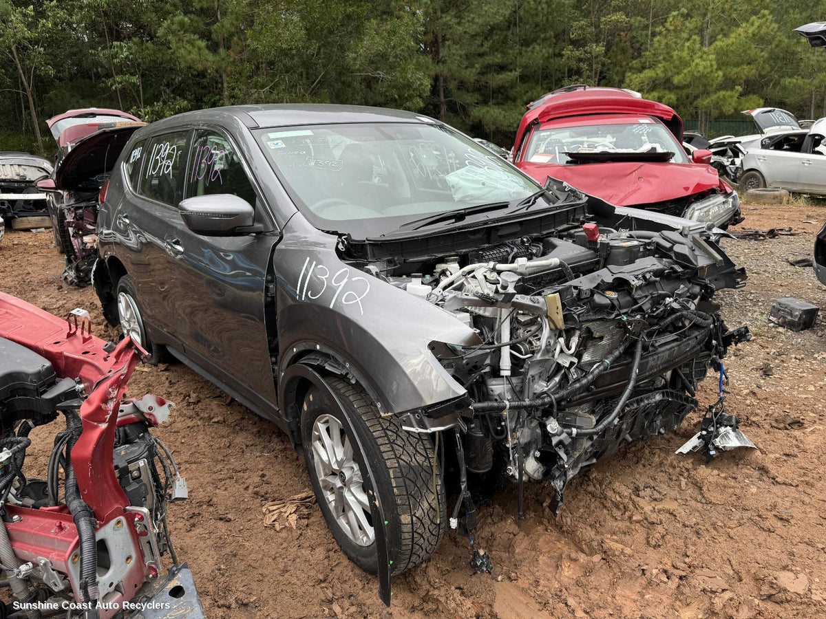 2017-2022 Nissan Xtrail Rear Garnish