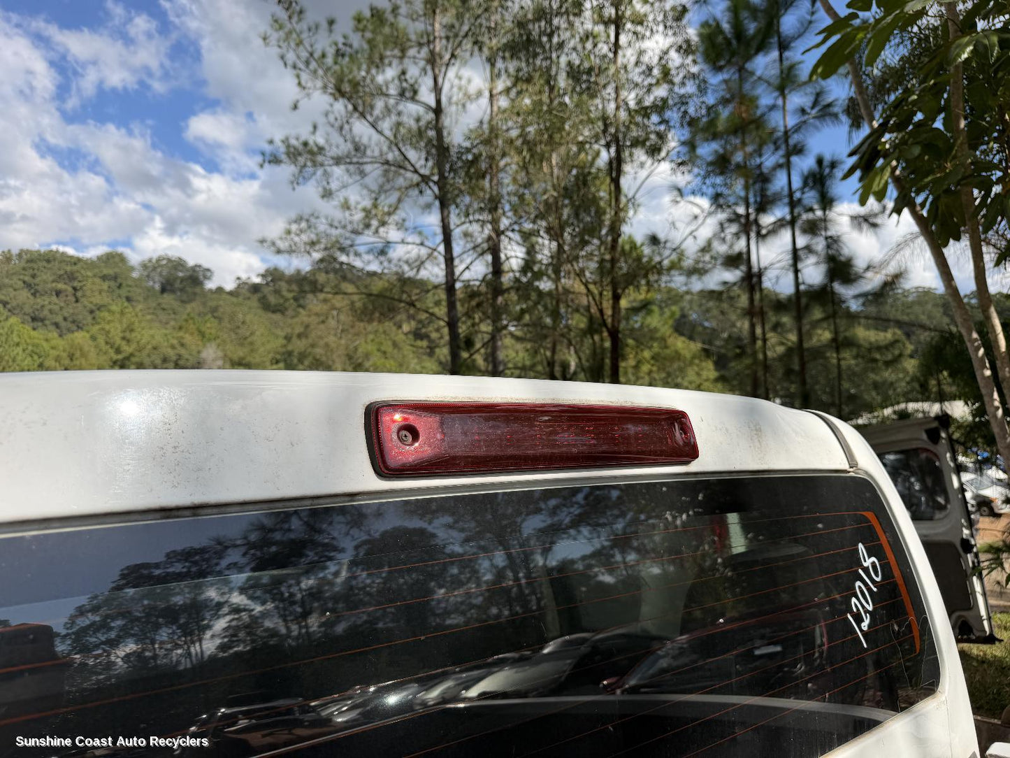 2012-2020 Holden Colorado High Level Stoplight