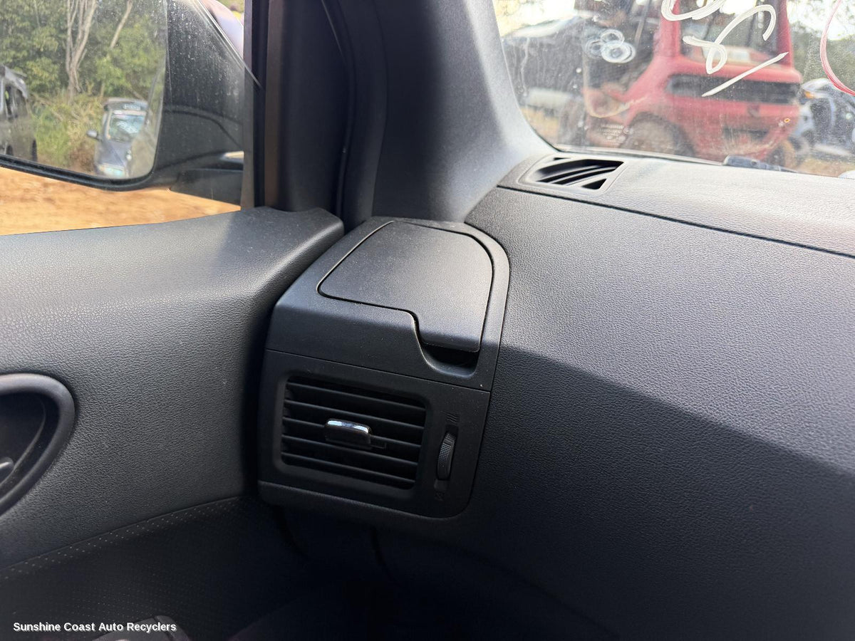 2007-2014 Nissan Xtrail Misc