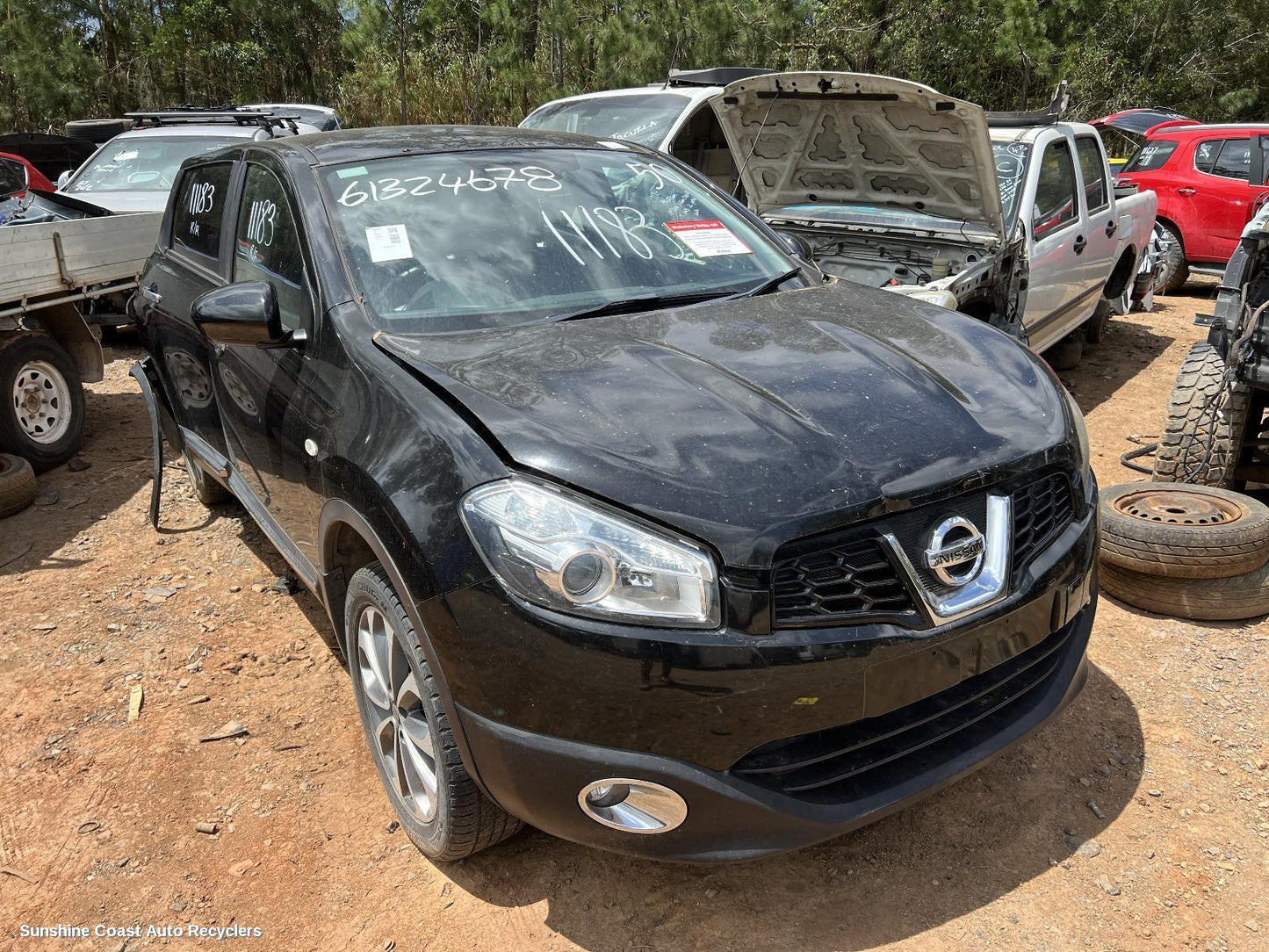 2010 Nissan Dualis Headrest