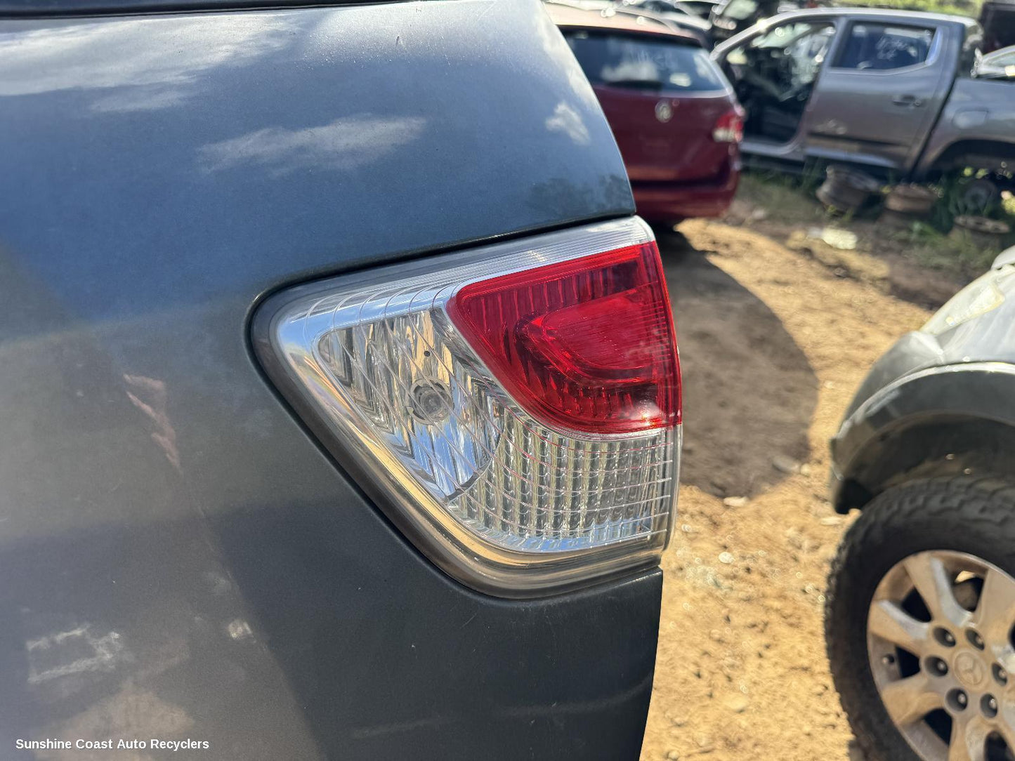 2016 Nissan Pathfinder Rear Garnish