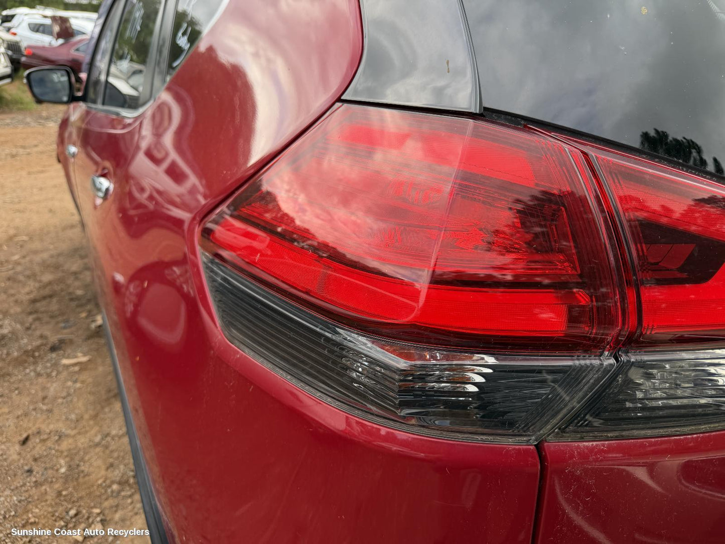 2019 Nissan Xtrail Left Taillight