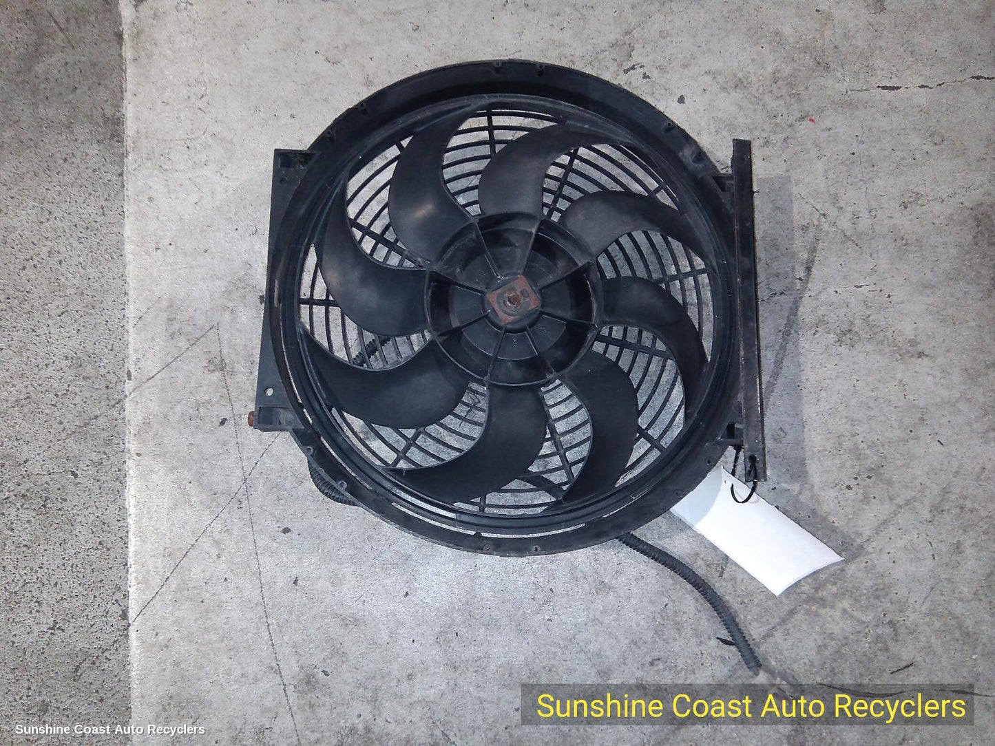 2001 Mercedes Sprinter Fan