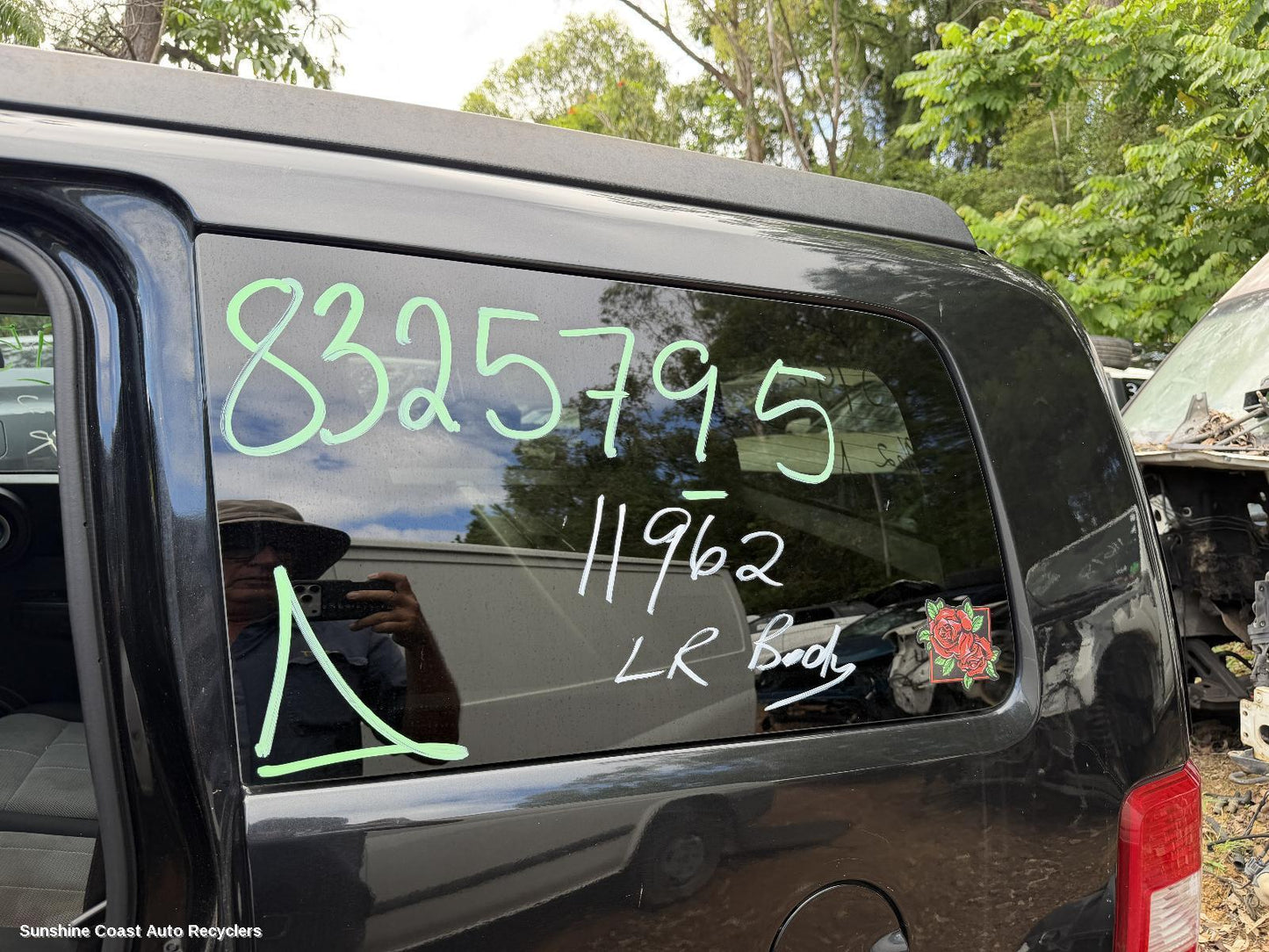2007-2011 Dodge Nitro Left Rear Side Glass